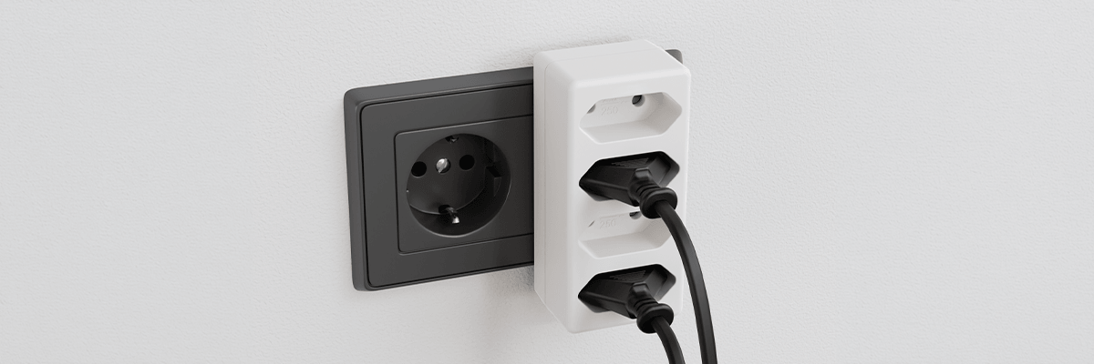 Steckdosenadapter
